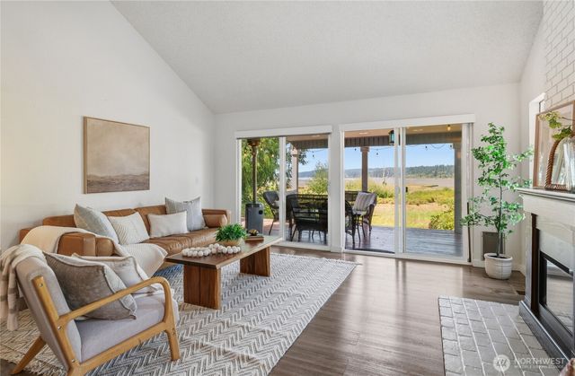 22581 NE State Rt 3, Belfair, WA 98528