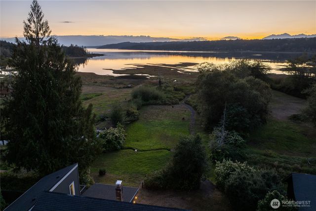 22581 NE State Rt 3, Belfair, WA 98528