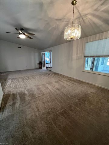 908 Chatsworth DR, Newport News, VA 23601