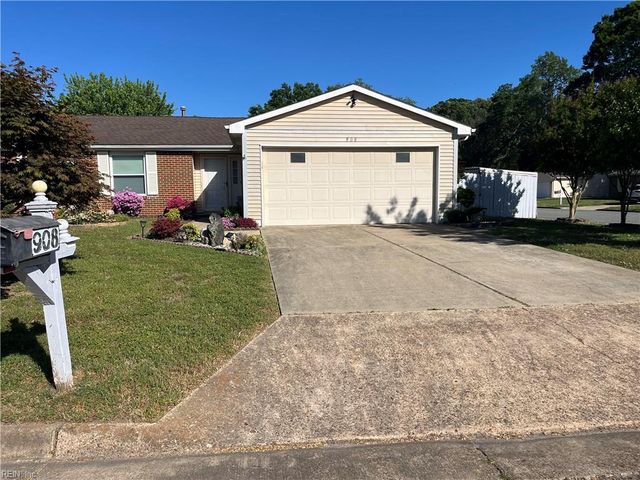 908 Chatsworth DR, Newport News, VA 23601