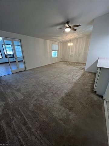 908 Chatsworth DR, Newport News, VA 23601