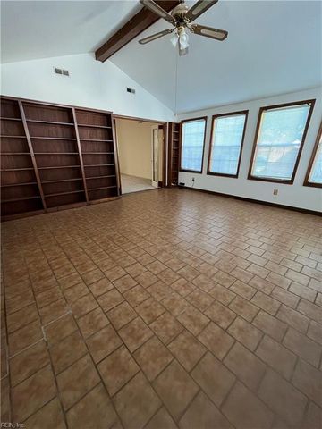 908 Chatsworth DR, Newport News, VA 23601