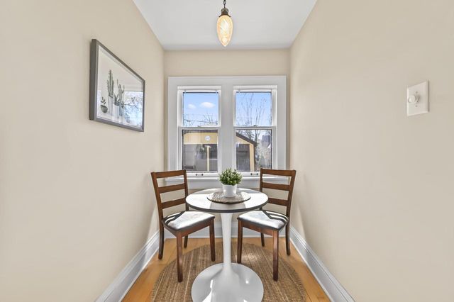 1913 E Beverly ROAD, Shorewood, WI 53211