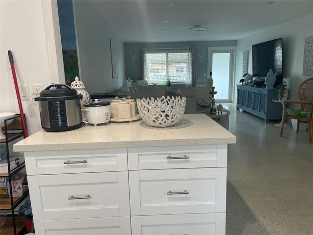 1446 Hayes Street 4, Hollywood, FL 33020