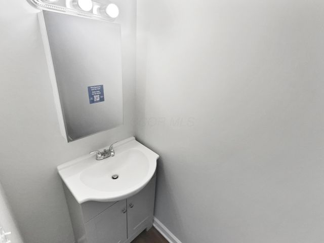 4296 Oakwind Drive, Columbus, OH 43207