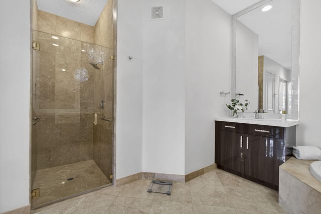 11508 Villa Vasari Drive, Palm Beach Gardens, FL 33418