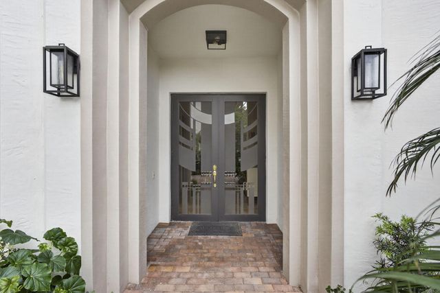 11508 Villa Vasari Drive, Palm Beach Gardens, FL 33418