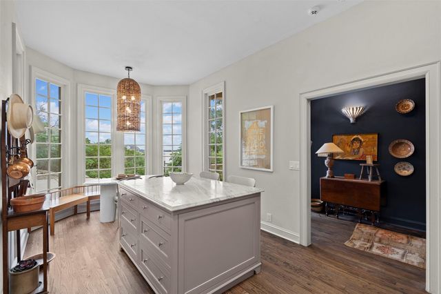 6203 Ledge Mountain DR, Austin, TX 78731