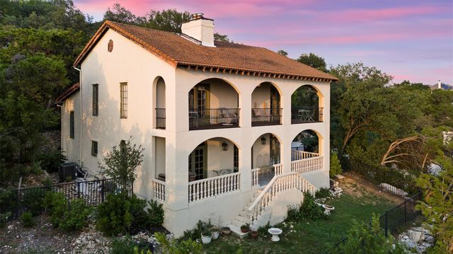 6203 Ledge Mountain DR, Austin, TX 78731