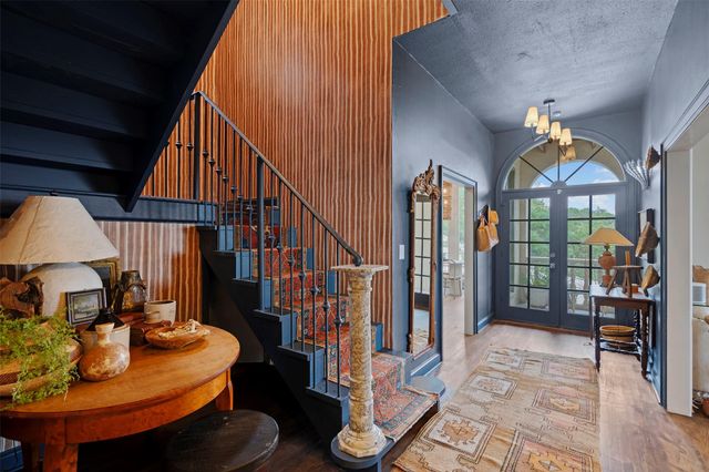 6203 Ledge Mountain DR, Austin, TX 78731