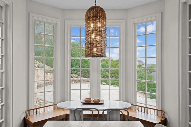 6203 Ledge Mountain DR, Austin, TX 78731