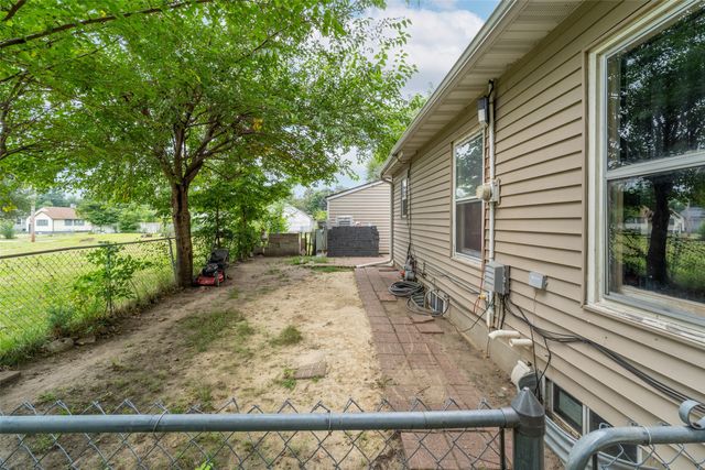 3210 Columbia Street, Des Moines, IA 50313