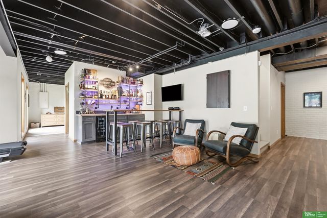 1910 Greyson Drive, Papillion, NE 68133