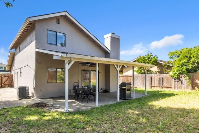 1113 Guava Way, Sacramento, CA 95834