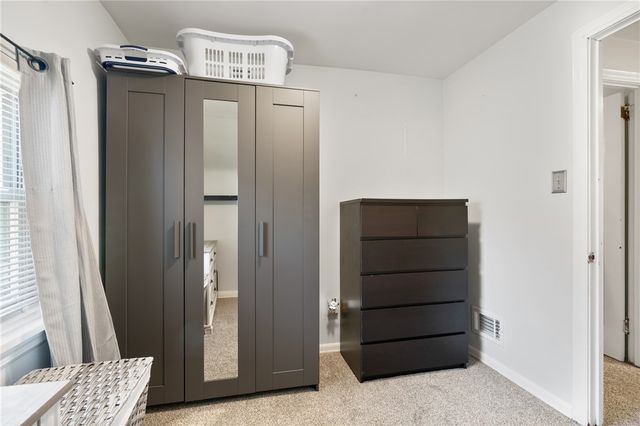 121 Betty Jane Ct, Penn Hills, PA 15235