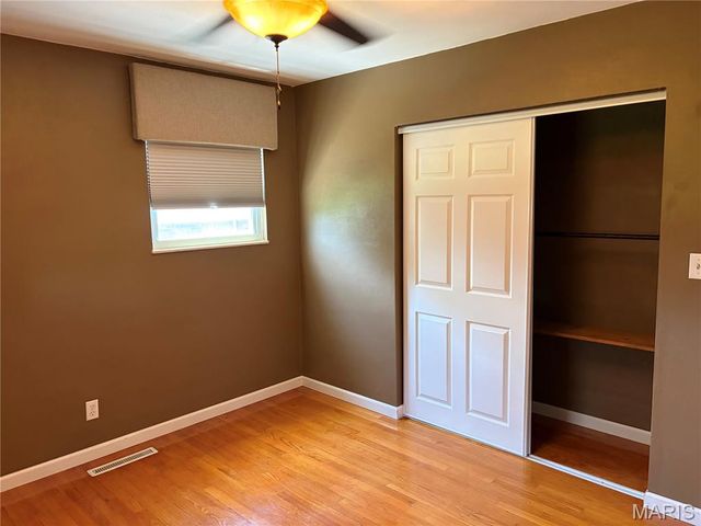 104 San Mateo Drive, Belleville, IL 62221