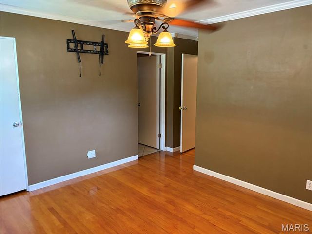 104 San Mateo Drive, Belleville, IL 62221