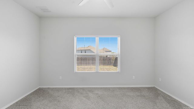 5502 Daniel Way, St Hedwig, TX 78152