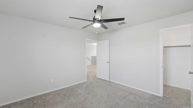 5502 Daniel Way, St Hedwig, TX 78152