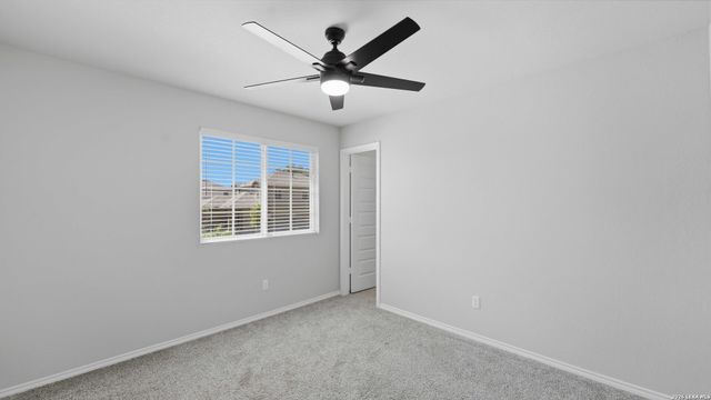 5502 Daniel Way, St Hedwig, TX 78152