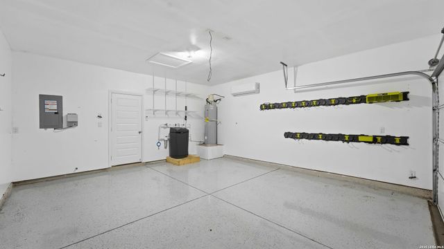 5502 Daniel Way, St Hedwig, TX 78152