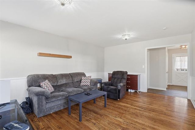 1917 Colebrook Drive, Oklahoma City, OK 73120