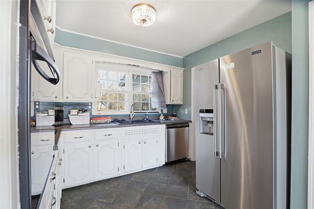 1917 Colebrook Drive, Oklahoma City, OK 73120