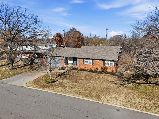 1917 Colebrook Drive, Oklahoma City, OK 73120