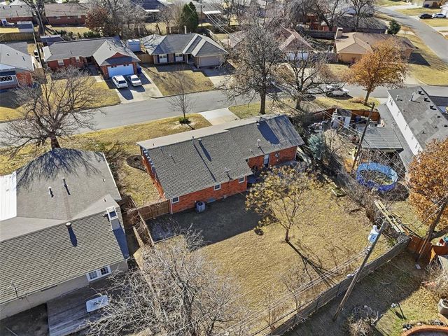 1917 Colebrook Drive, Oklahoma City, OK 73120