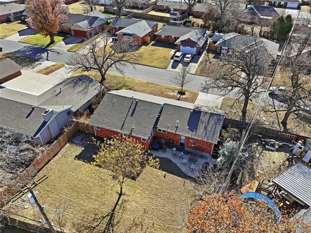 1917 Colebrook Drive, Oklahoma City, OK 73120
