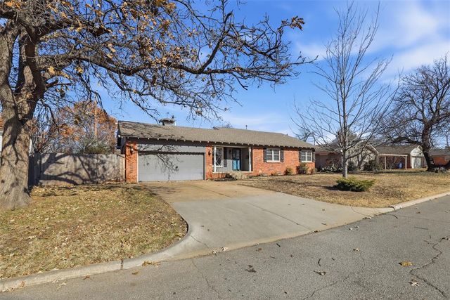 1917 Colebrook Drive, Oklahoma City, OK 73120