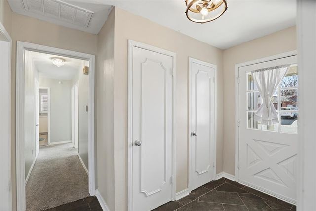 1917 Colebrook Drive, Oklahoma City, OK 73120