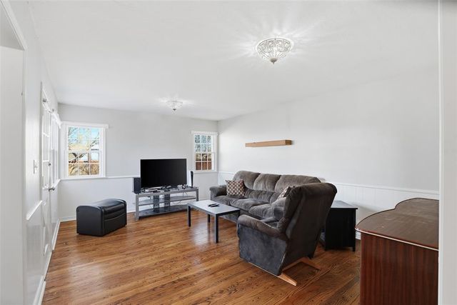 1917 Colebrook Drive, Oklahoma City, OK 73120