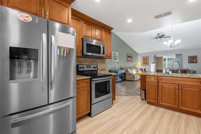 7702 LEGACY LANE, Orlando, FL 32818