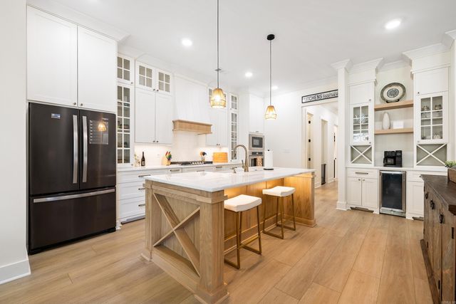 915 Valley Creek, North Little Rock, AR 72116