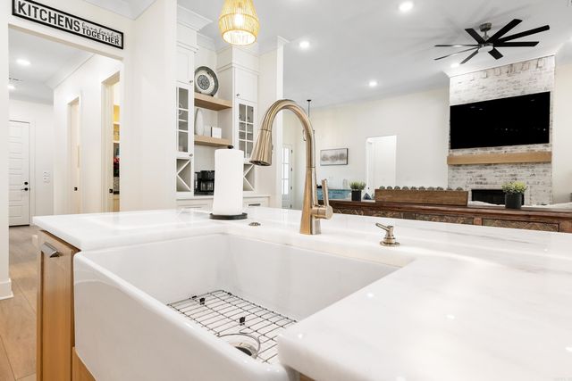 915 Valley Creek, North Little Rock, AR 72116