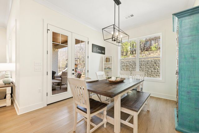 915 Valley Creek, North Little Rock, AR 72116