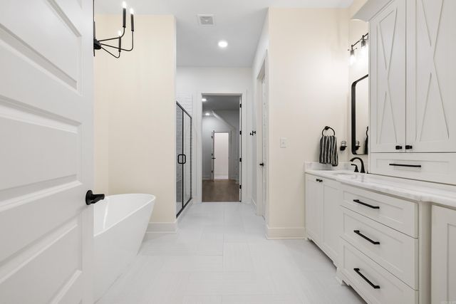 915 Valley Creek, North Little Rock, AR 72116