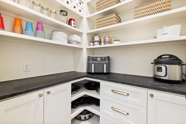 915 Valley Creek, North Little Rock, AR 72116