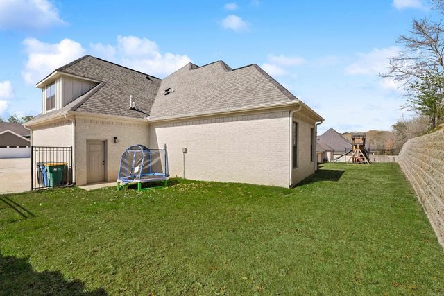 915 Valley Creek, North Little Rock, AR 72116