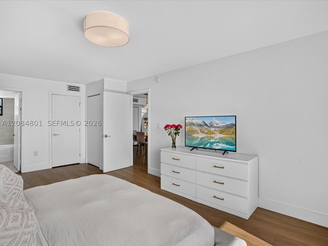 8201 Byron Ave 502, Miami Beach, FL 33141