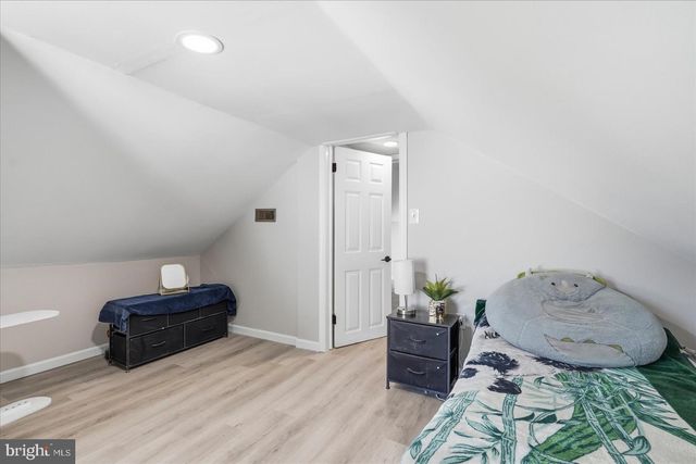 825 MARTIN RD, Essex, MD 21221