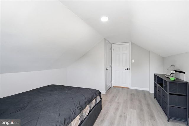 825 MARTIN RD, Essex, MD 21221