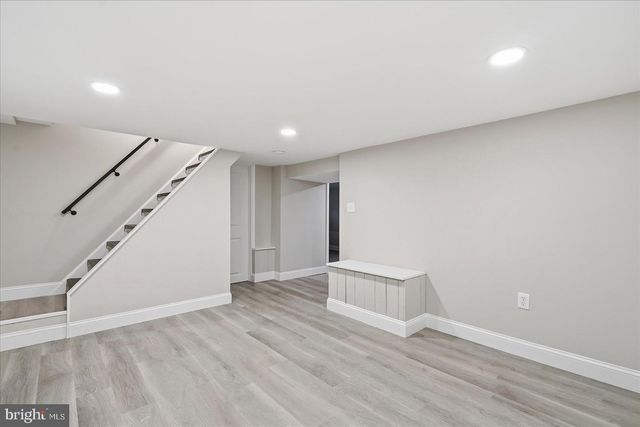 825 MARTIN RD, Essex, MD 21221