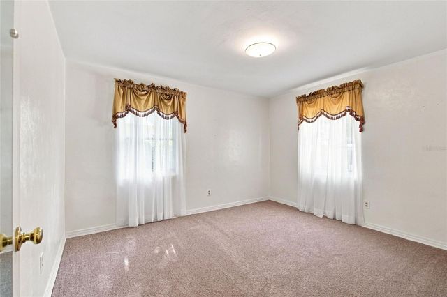 708 AVENUE E NE, Winter Haven, FL 33881