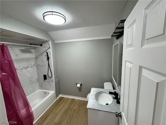 3059 W 111th Street, Cleveland, OH 44111