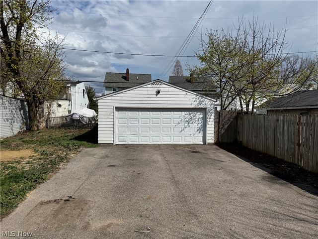 3059 W 111th Street, Cleveland, OH 44111