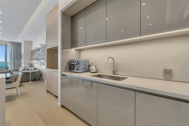 18975 Collins Avenue 2802, Sunny Isles Beach, FL 33160