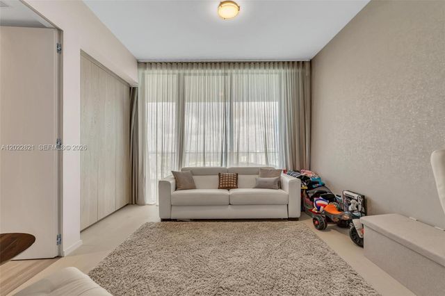 18975 Collins Avenue 2802, Sunny Isles Beach, FL 33160