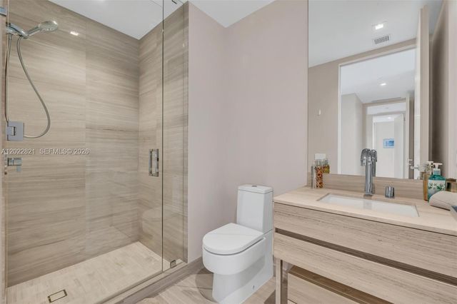 18975 Collins Avenue 2802, Sunny Isles Beach, FL 33160